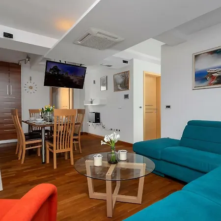 Luxury Stella Apartment *