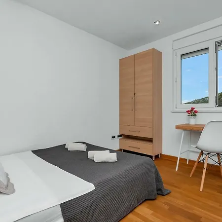 Luxury Stella Apartment Makarska